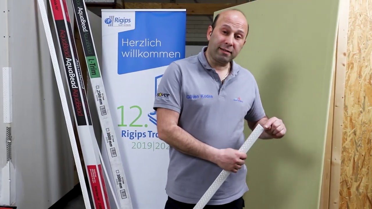Eckkantenschutz bei Trockenbauwänden mit Rigips AquaBead