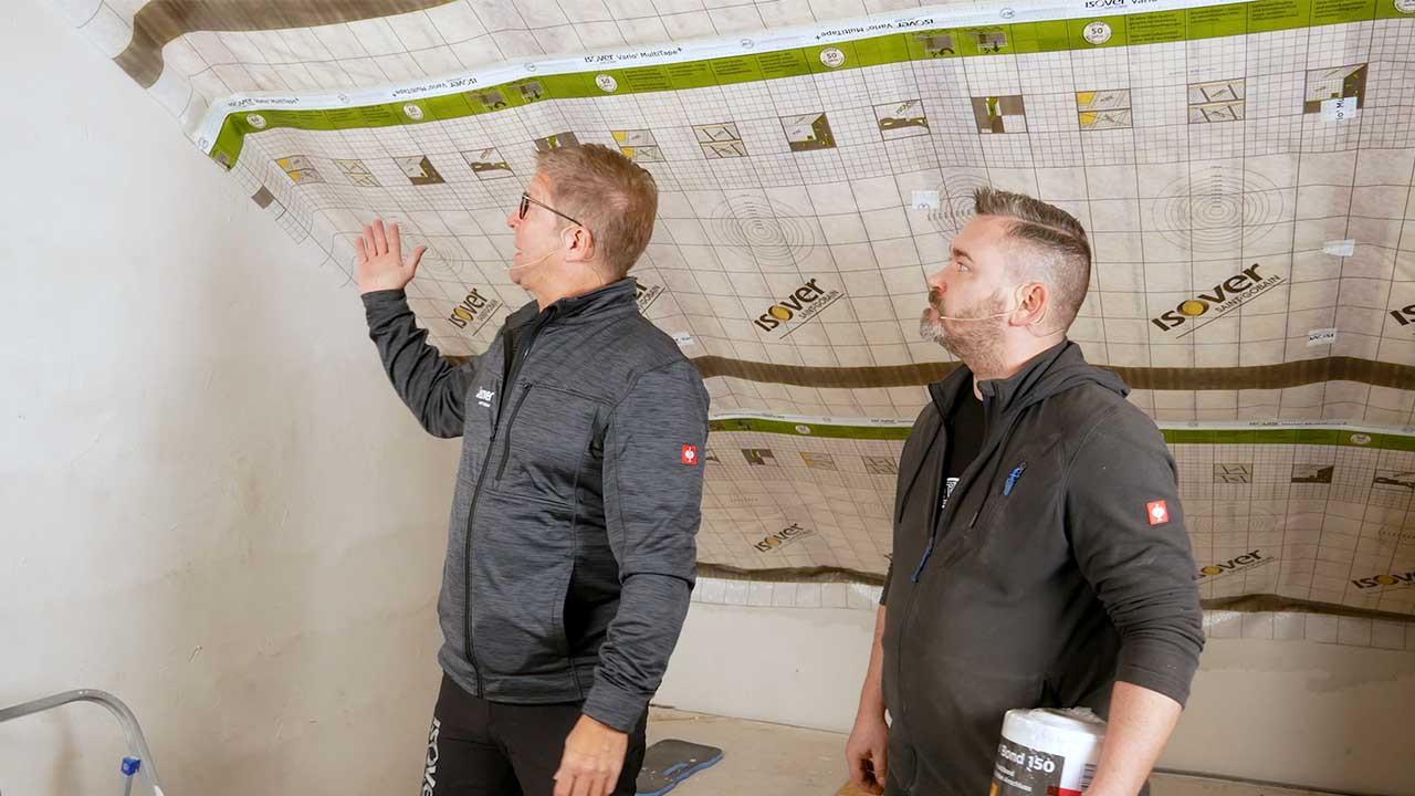 Altbau - So hält die Folie an Wand und Balken