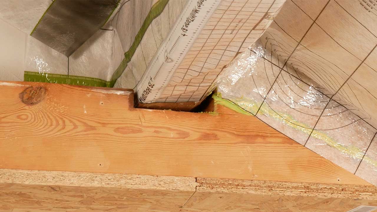 Große Löcher luftdicht verschließen mit Vario® Stretch