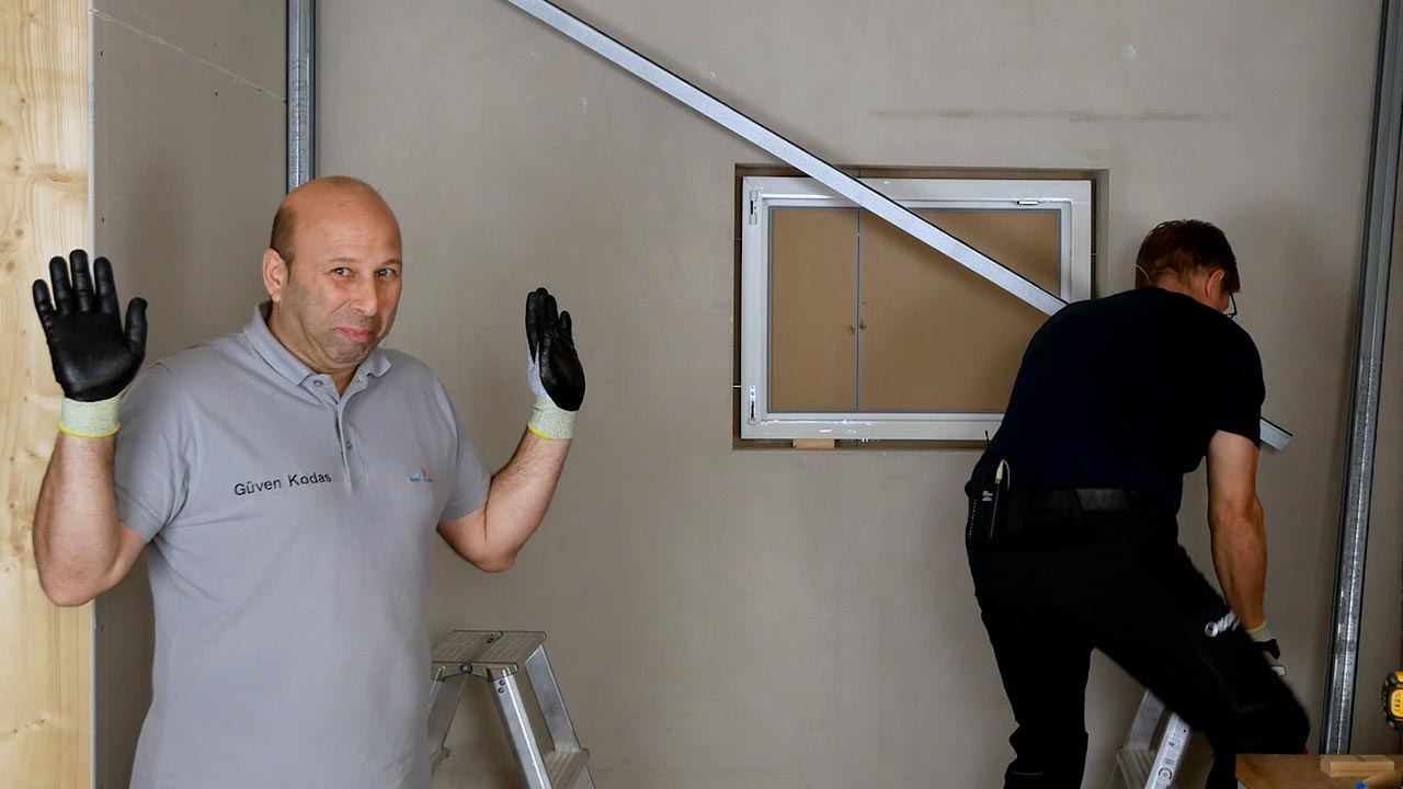 Innendämmung – Ständerwerk für Innenwand montieren