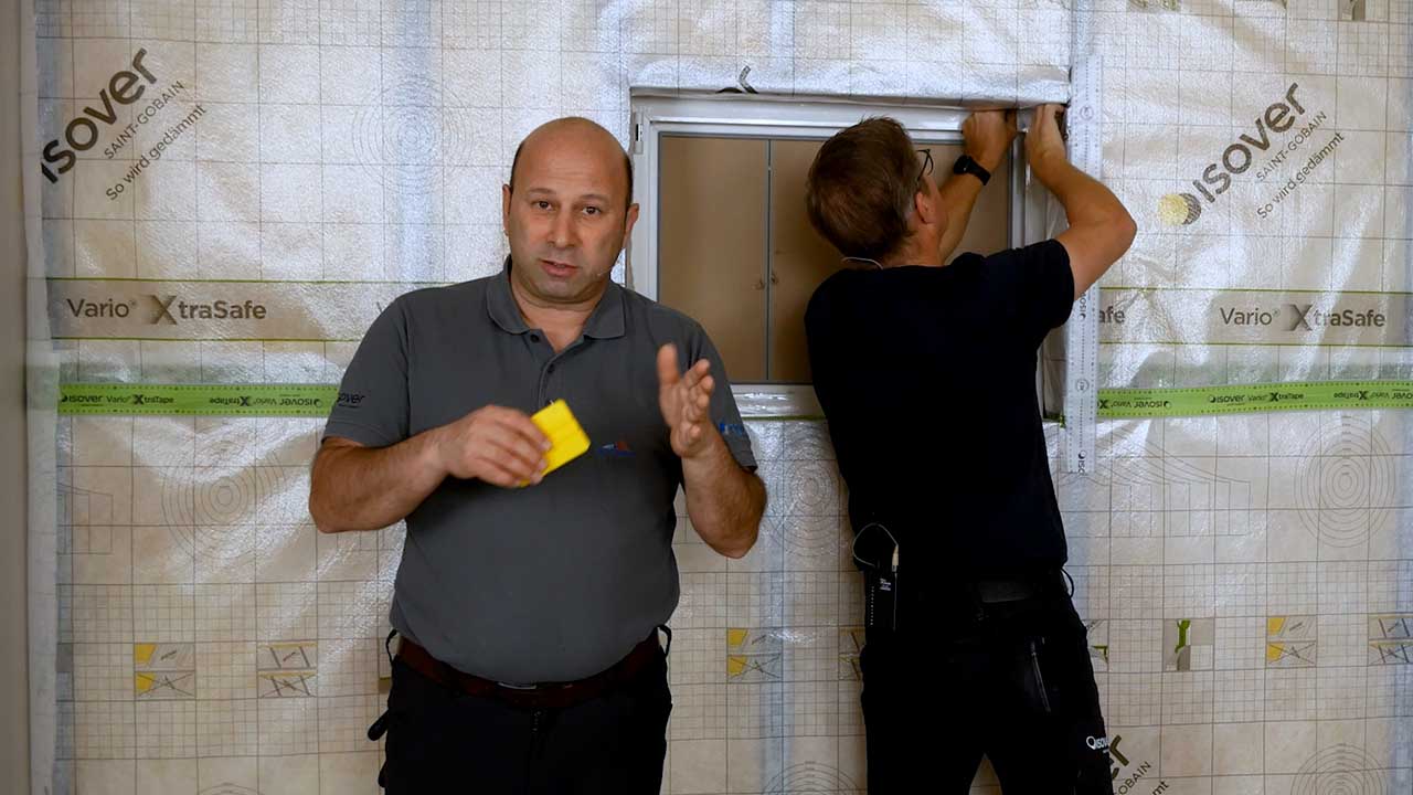 Innendämmung – Fensterbereich dämmen und Folie anschließen