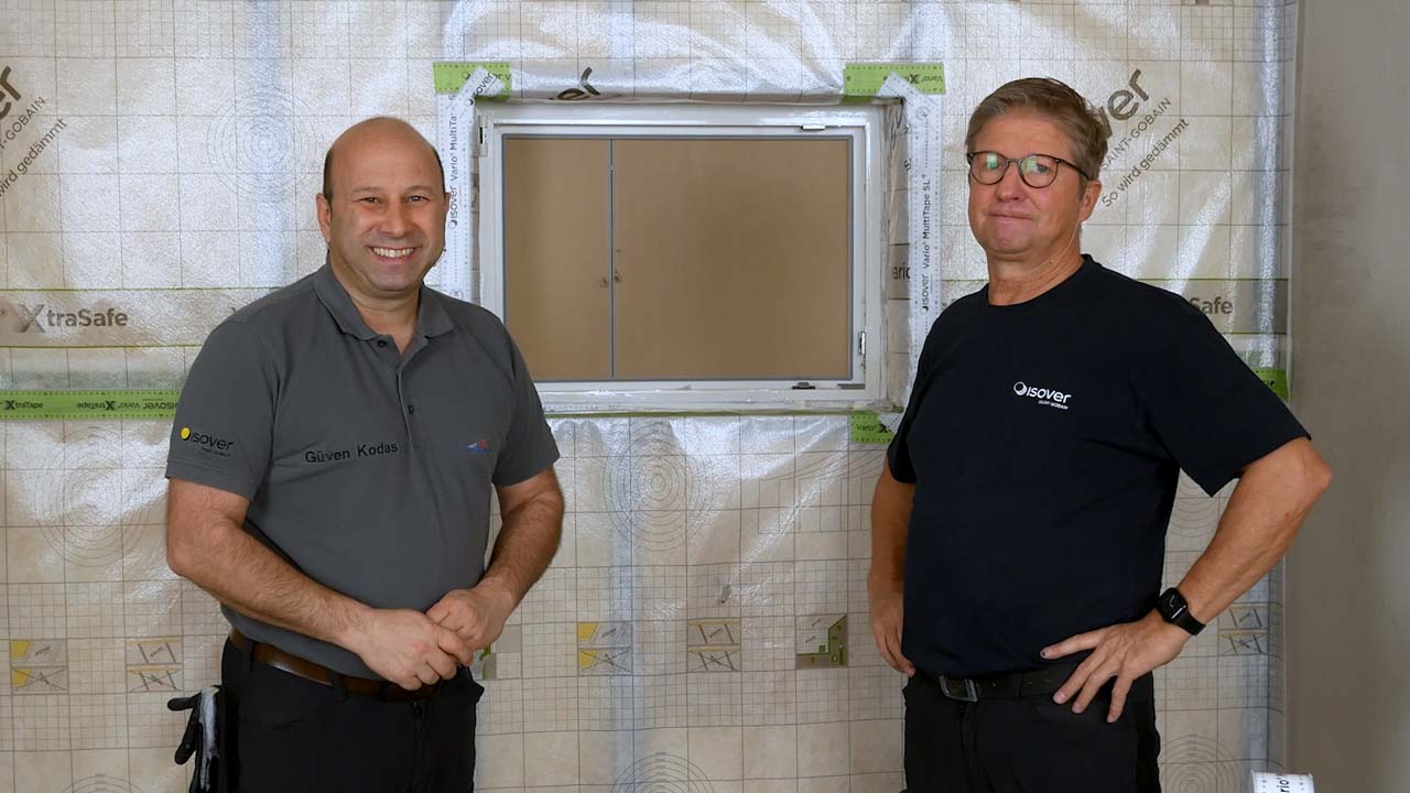 Innendämmung – Folie rund ums Fenster luftdicht anschließen